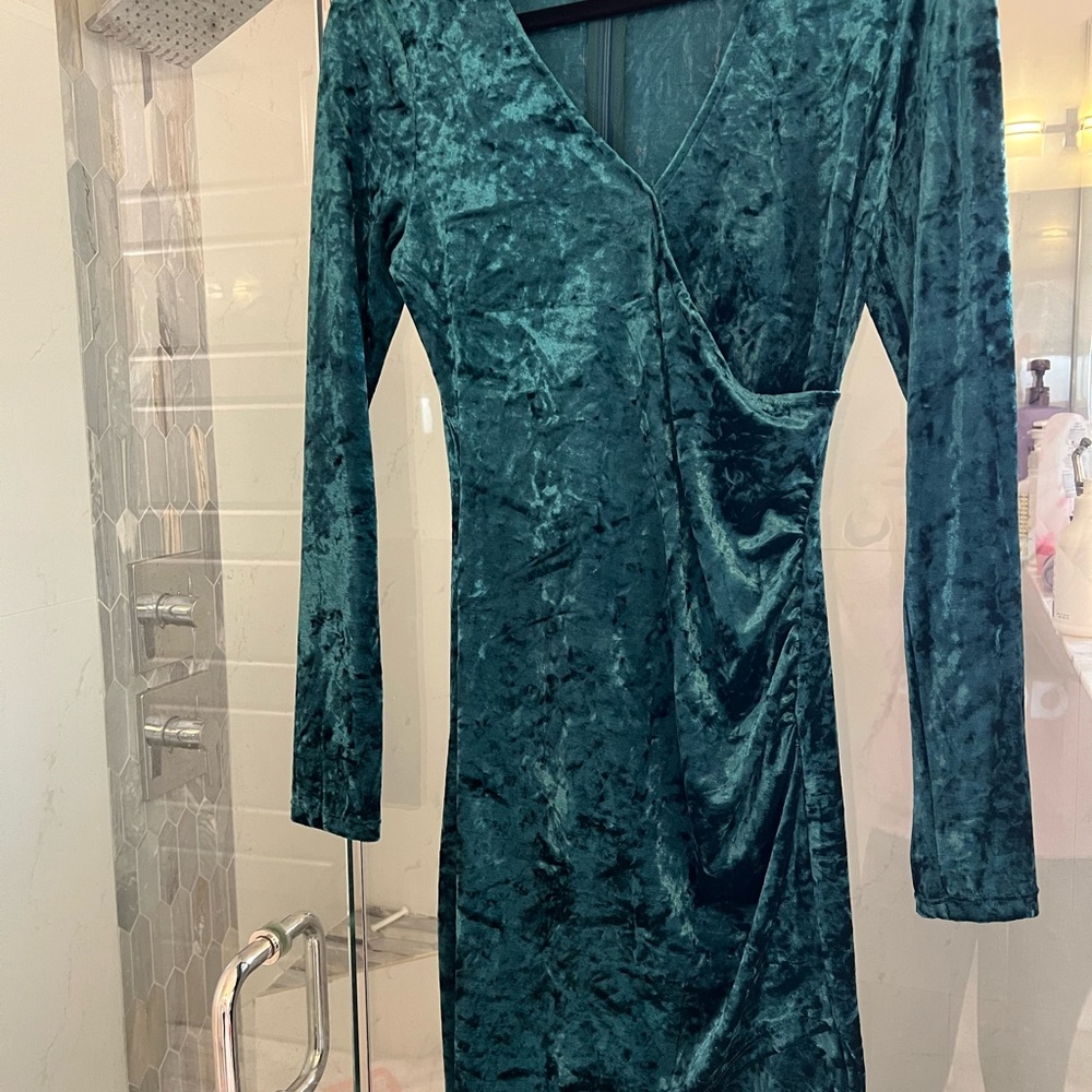 Gianni Bini Green/Blue Velvet Holiday Dress